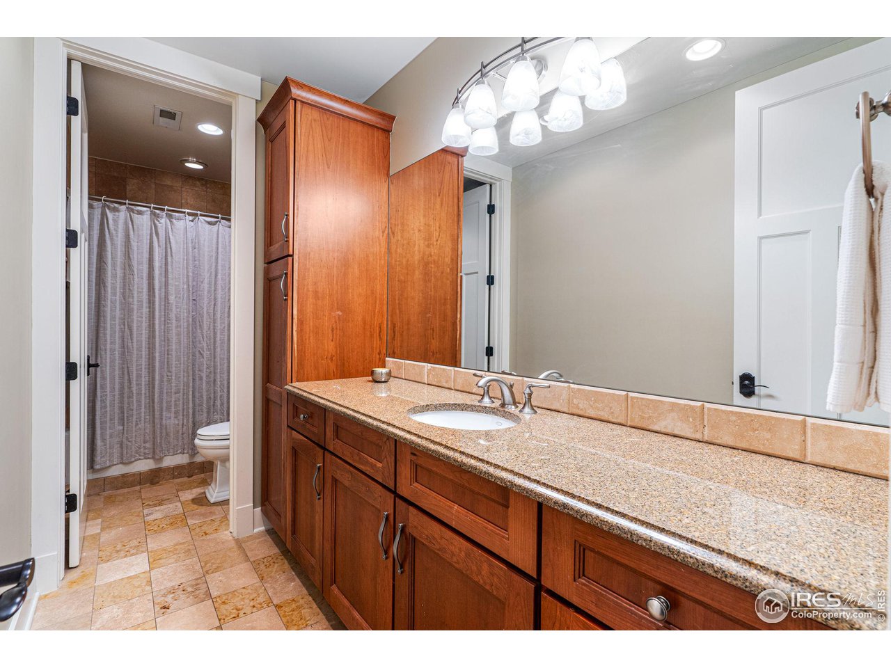 800 Grant Place Boulder, CO 80302 - Photo 35 of 40 Basement full bathroom