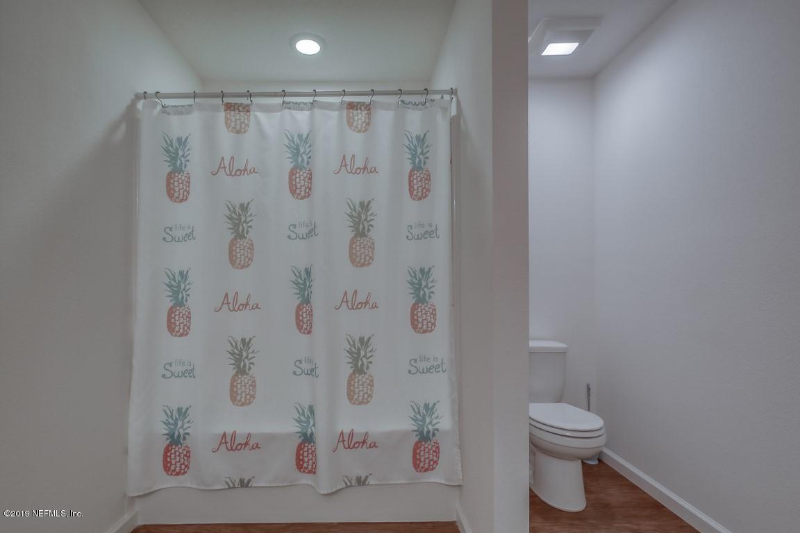 6245 Daylilly Road Macclenny, FL 32063 - Photo 17 of 34 Tub/Shower