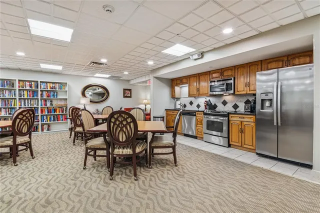 $309,900 | 400 East Colonial Drive, Unit 602, Orlando, FL 32803