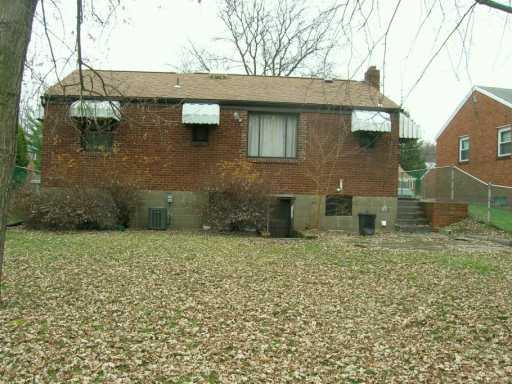 576 River Ridge Road Liberty, PA 15133 - Photo 8 of 8 Yard/Garden.