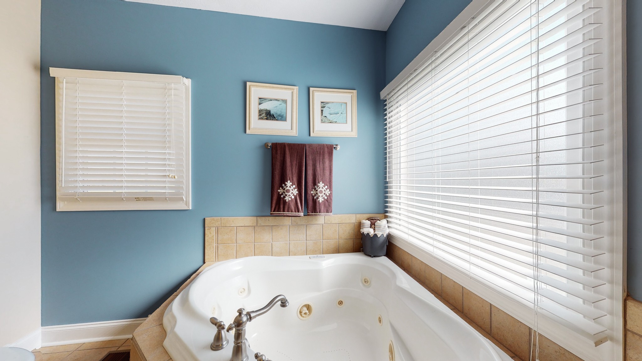 2996 South Rutland Road Mount Juliet, TN 37122 - Photo 18 of 37 a bathroom with a tub and a window