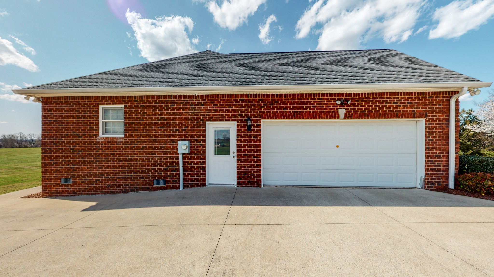 2996 South Rutland Road Mount Juliet, TN 37122 - Photo 5 of 37 a front view of house