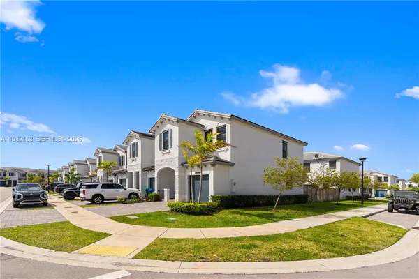 $3,800 | 28500 Southwest 133rd Path, Unit 28500, Homestead, FL 33033