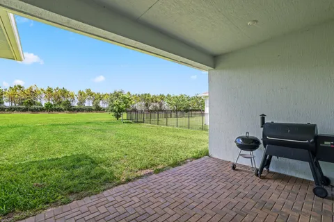 $925,000 | 660 Hookline Circle, Loxahatchee, FL 33470