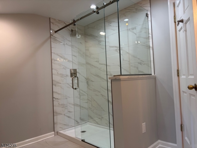 37 Kensington Road Madison, NJ 07940 - Photo 8 of 15