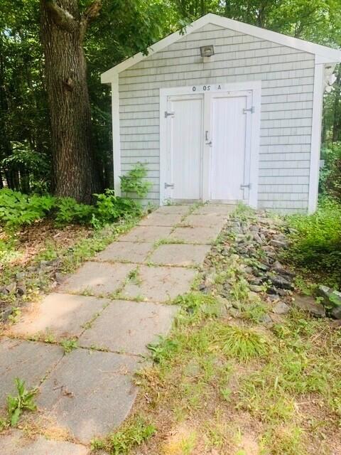 72 Bartlett Road Kittery Point, ME 03905 - Photo 11 of 31 72 bartlett shed 2