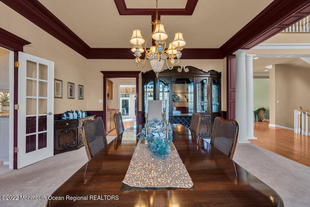 6 Shawnee Court Colts Neck, NJ 07722 - Photo 11 of 89 7