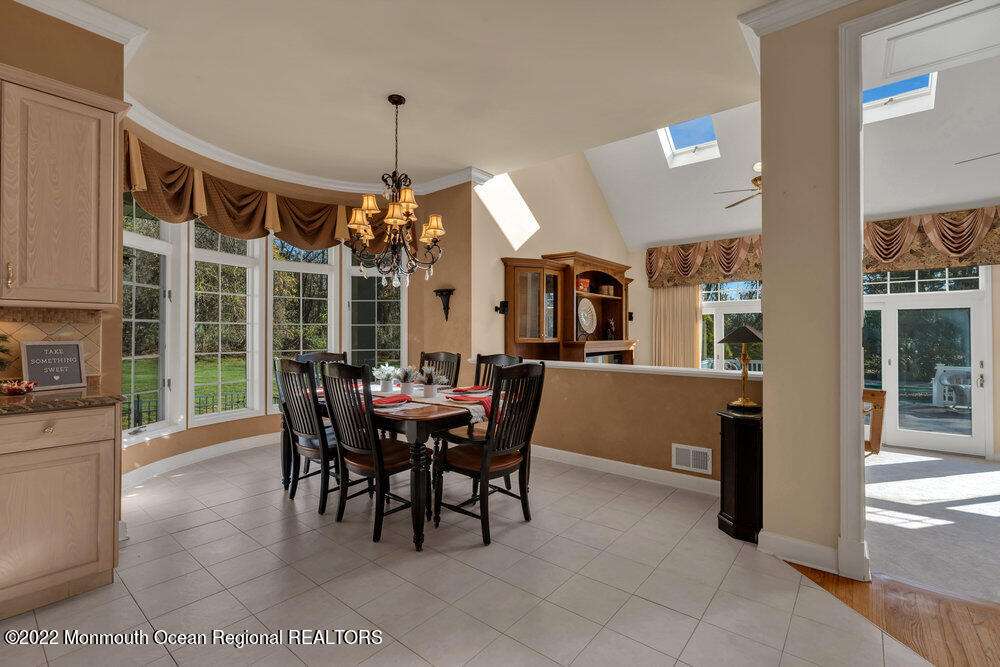 6 Shawnee Court Colts Neck, NJ 07722 - Photo 19 of 89 18