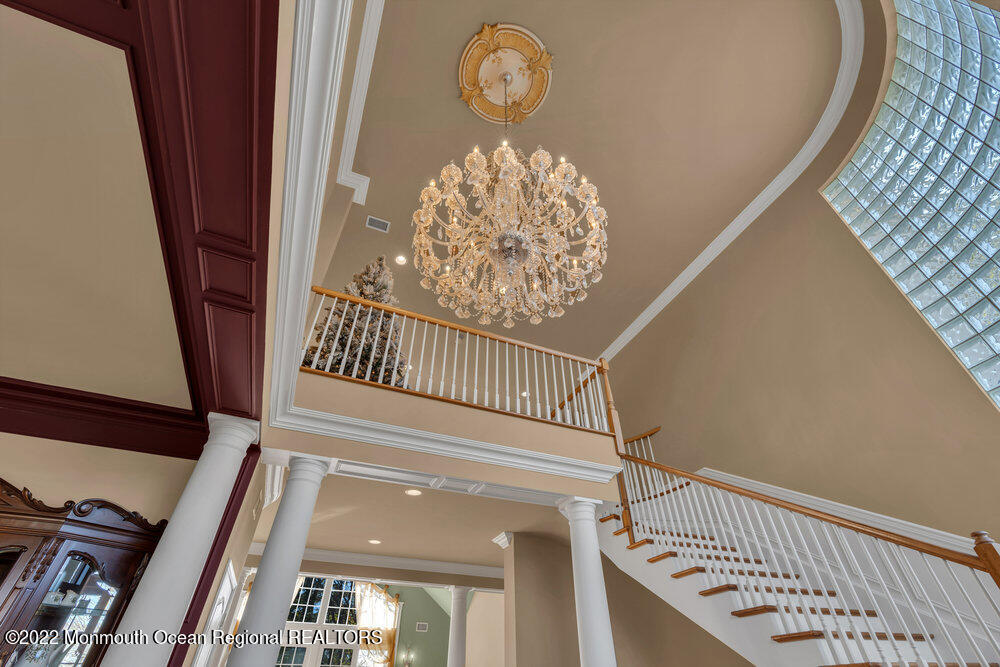 6 Shawnee Court Colts Neck, NJ 07722 - Photo 3 of 89 3