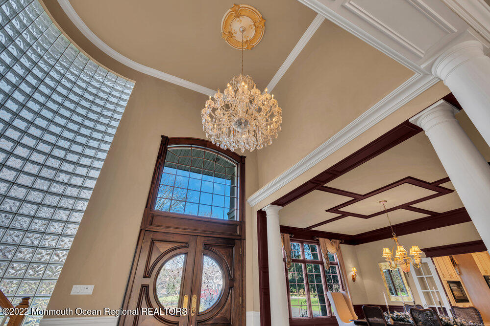6 Shawnee Court Colts Neck, NJ 07722 - Photo 4 of 89 5