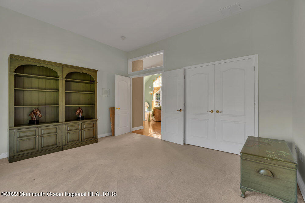 6 Shawnee Court Colts Neck, NJ 07722 - Photo 49 of 89 41