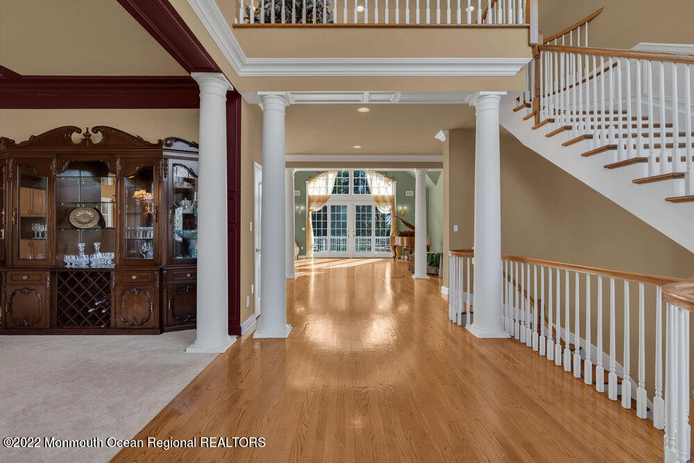 6 Shawnee Court Colts Neck, NJ 07722 - Photo 5 of 89 1