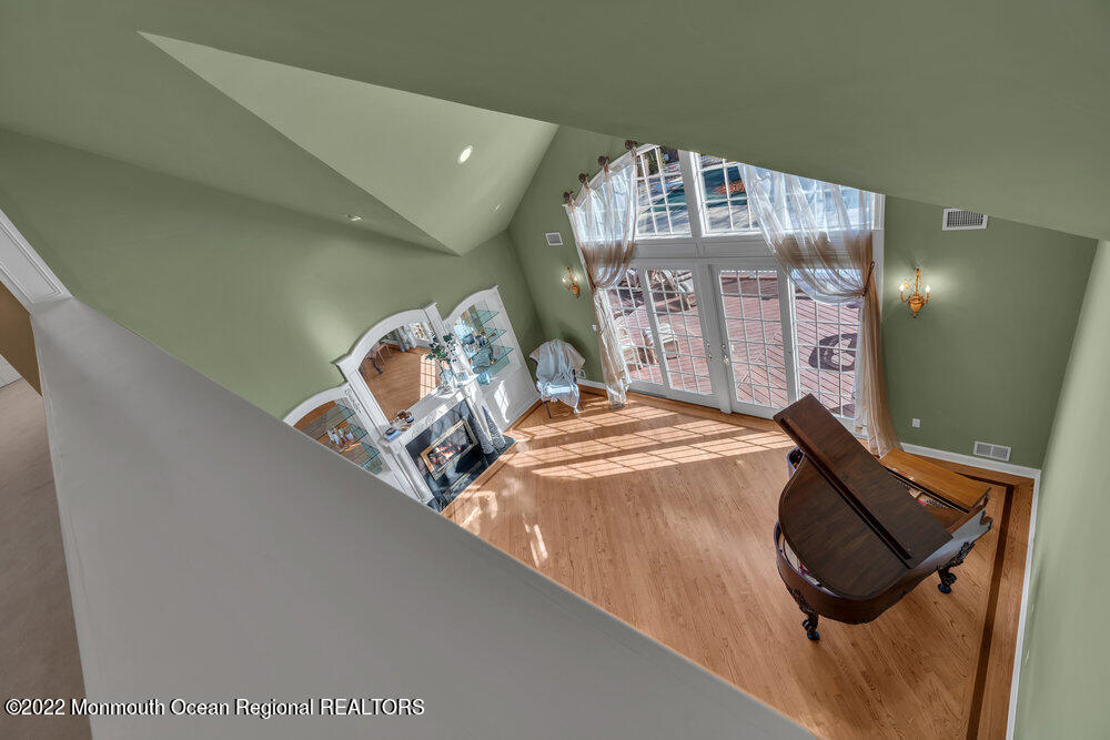 6 Shawnee Court Colts Neck, NJ 07722 - Photo 57 of 89 65