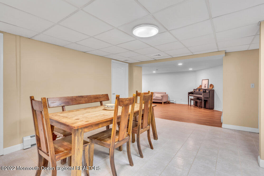 6 Shawnee Court Colts Neck, NJ 07722 - Photo 67 of 89 7
