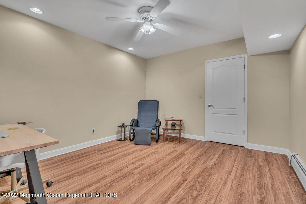 6 Shawnee Court Colts Neck, NJ 07722 - Photo 69 of 89 9