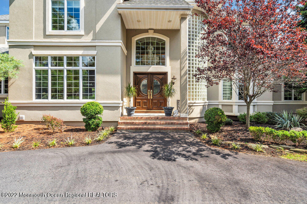 6 Shawnee Court Colts Neck, NJ 07722 - Photo 72 of 89 1