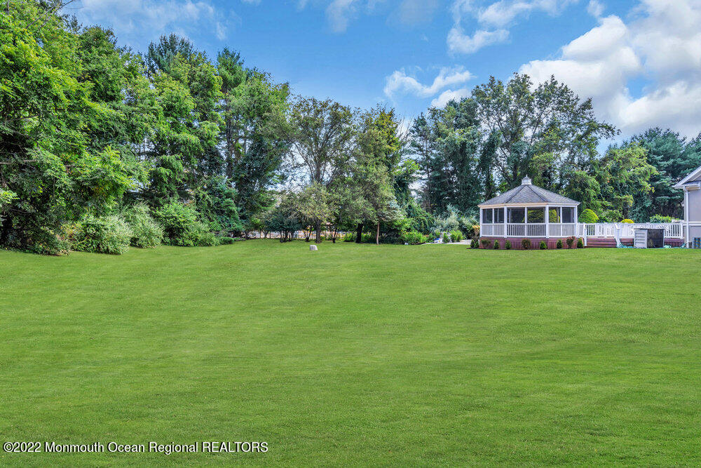6 Shawnee Court Colts Neck, NJ 07722 - Photo 75 of 89 13