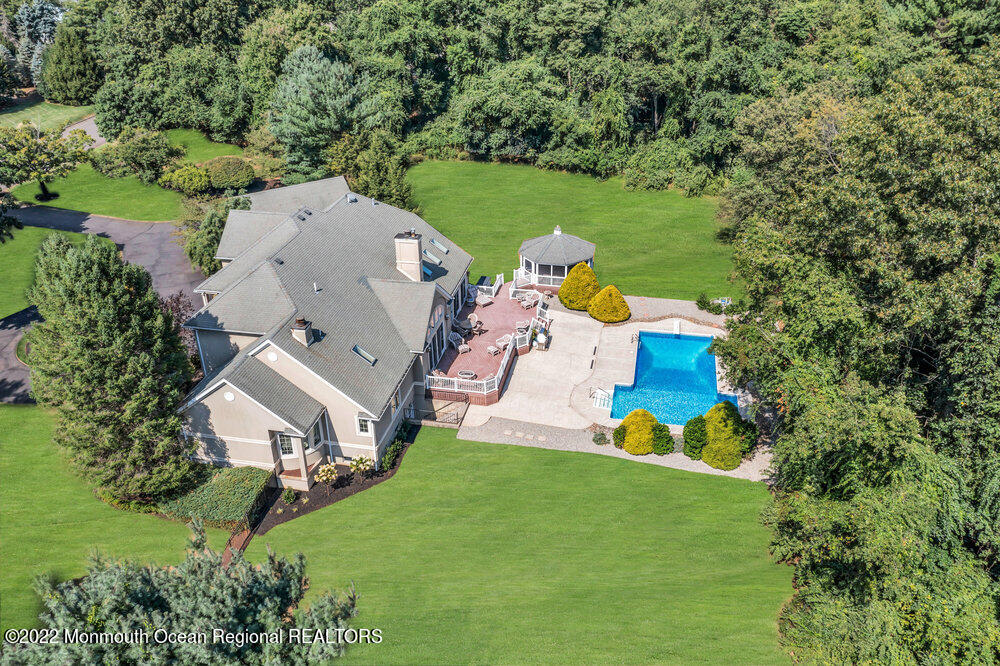 6 Shawnee Court Colts Neck, NJ 07722 - Photo 78 of 89 20