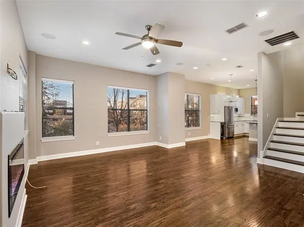 $3,800 | 1801 Annex Avenue, Unit 501, Dallas, TX 75204
