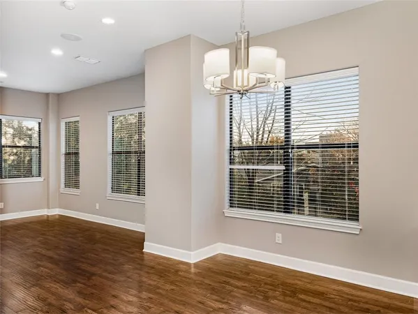 $3,800 | 1801 Annex Avenue, Unit 501, Dallas, TX 75204