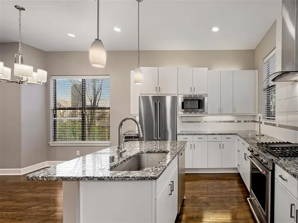 $3,800 | 1801 Annex Avenue, Unit 501, Dallas, TX 75204