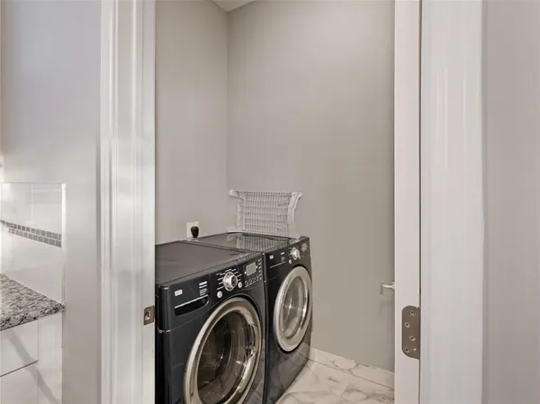 $3,800 | 1801 Annex Avenue, Unit 501, Dallas, TX 75204