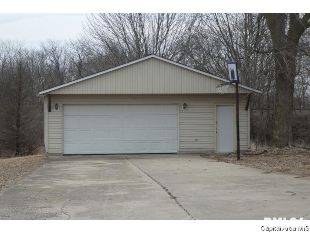 18332 North County Line Road Virden, IL 62690 - Photo 19 of 19