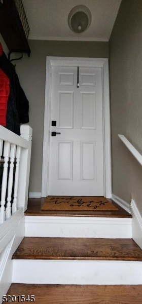 46 Cumberland Avenue, Unit 2 Verona, NJ 07044 - Photo 22 of 25 a view of a living room