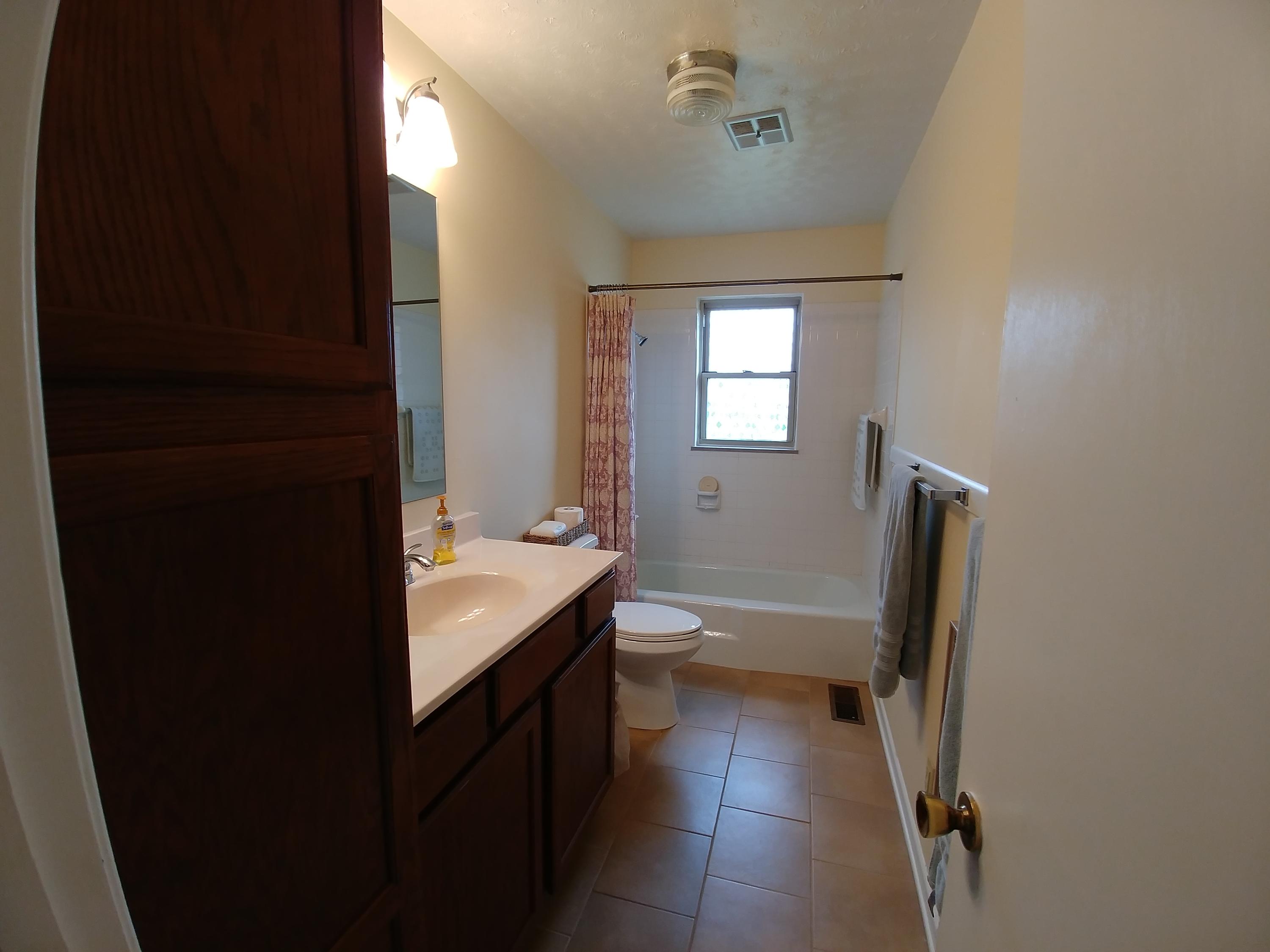 5718 Neubert Springs Road Knoxville, TN 37920 - Photo 17 of 18 bathup