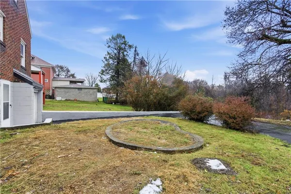 $250,000 | 1011 Taylor Street, North Versailles, PA 15137