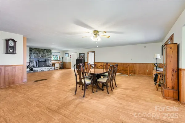 $500,000 | 371 Heatherly Heights Road, Saluda, NC 28773