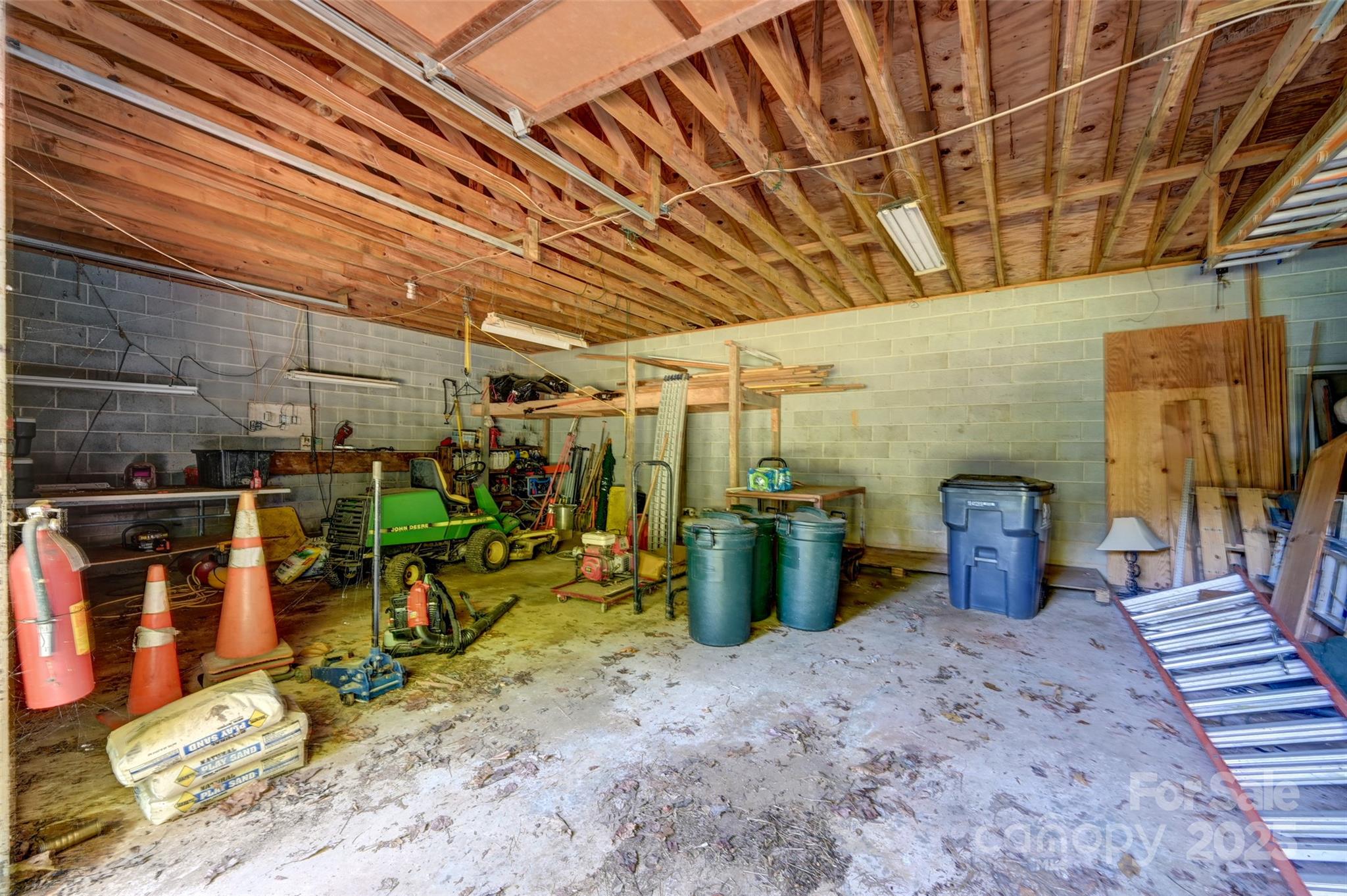371 Heatherly Heights Road Saluda, NC 28773 - Photo 38 of 41