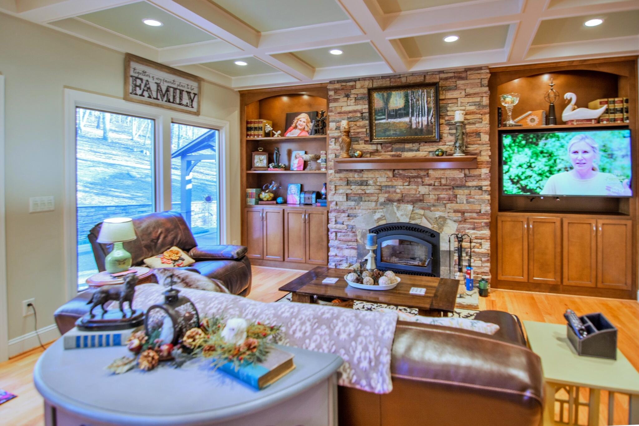 1347 Roaring Creek Road Dunlap, TN 37327 - Photo 5 of 89 Living Room