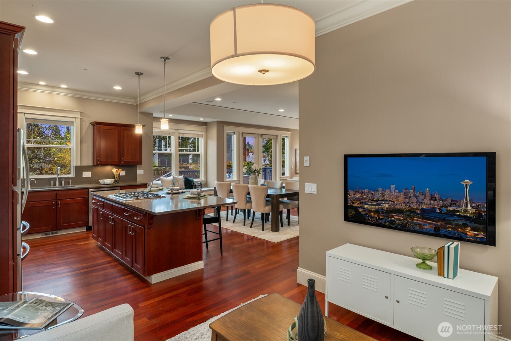 3655 Northeast 73rd Street Seattle, WA 98115 - Photo 12 of 40