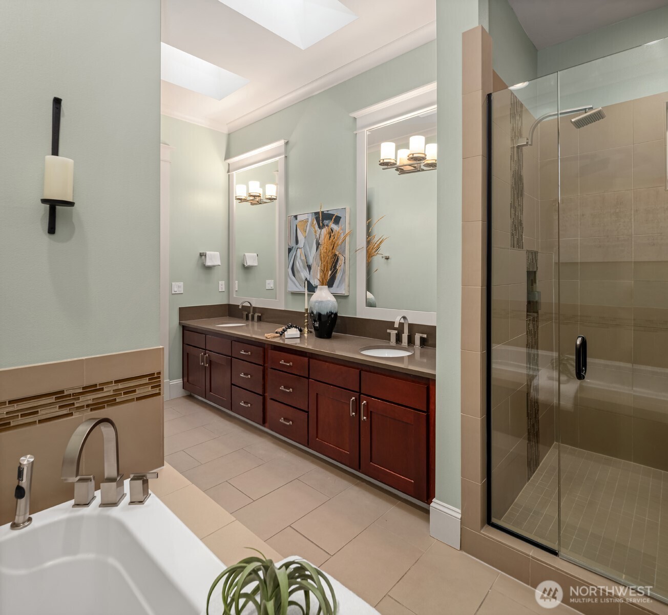 3655 Northeast 73rd Street Seattle, WA 98115 - Photo 19 of 40