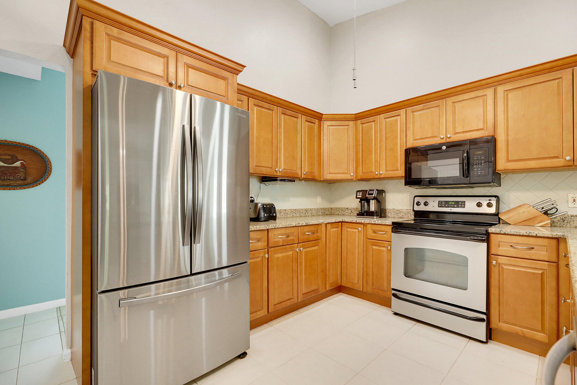 11844 165th Road North Jupiter, FL 33478 - Photo 17 of 43 Kitchen