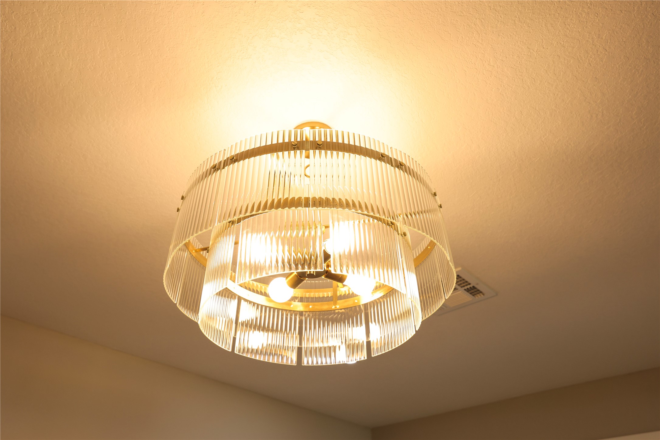 136 Talisman Street Lake Jackson, TX 77566 - Photo 15 of 27