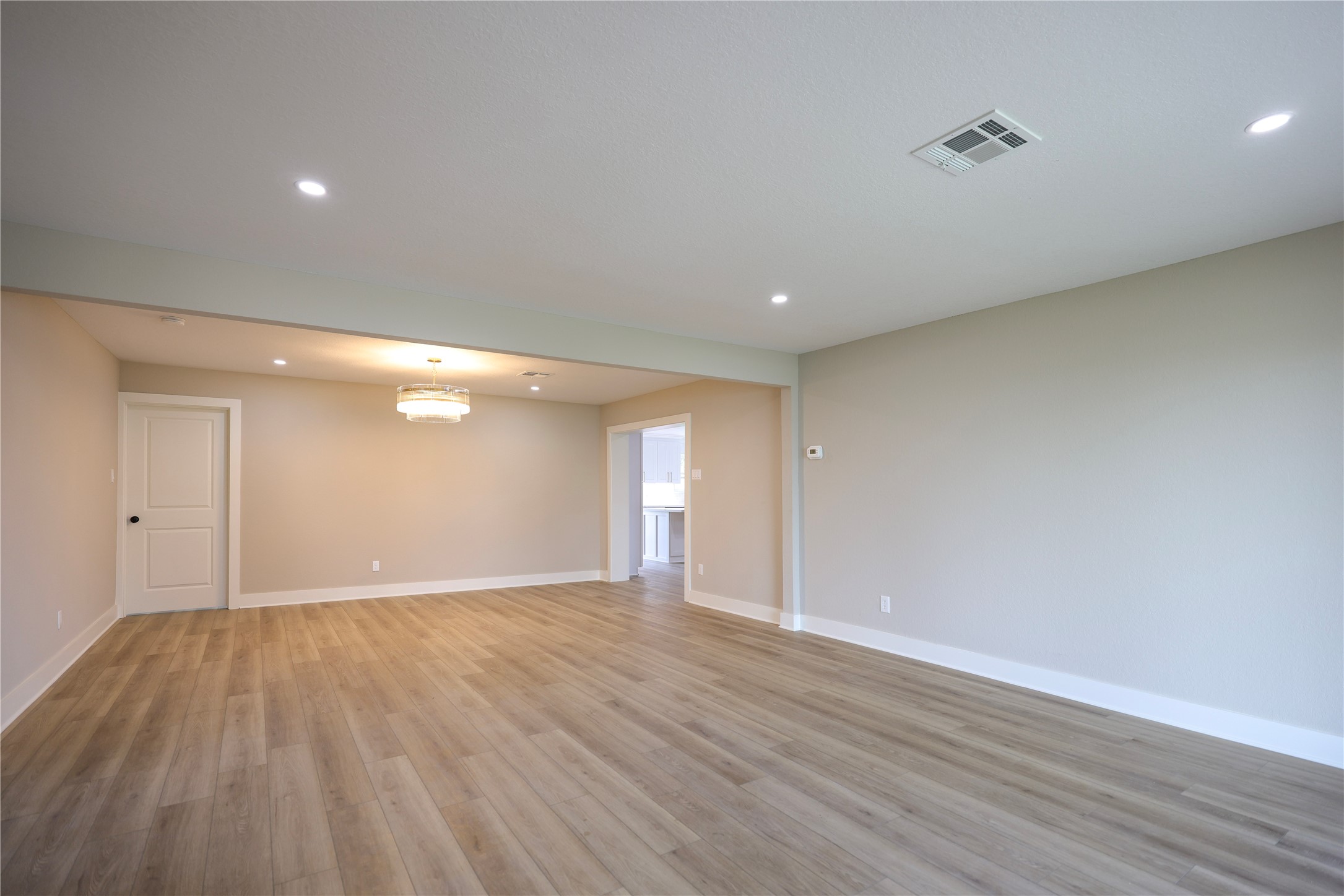 136 Talisman Street Lake Jackson, TX 77566 - Photo 18 of 27