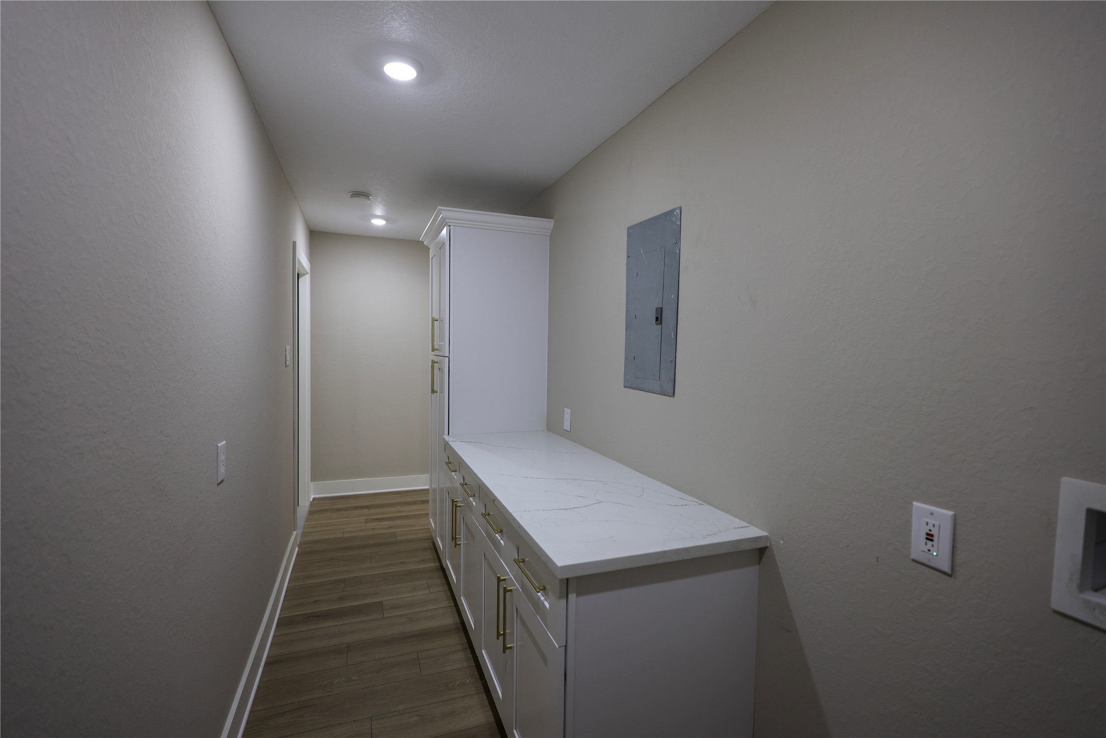 136 Talisman Street Lake Jackson, TX 77566 - Photo 8 of 27