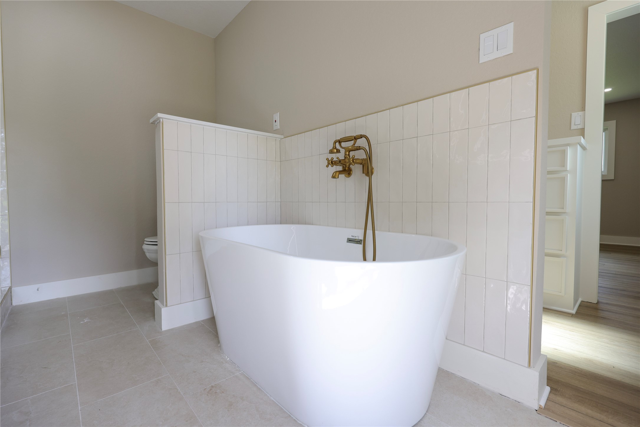 136 Talisman Street Lake Jackson, TX 77566 - Photo 9 of 27