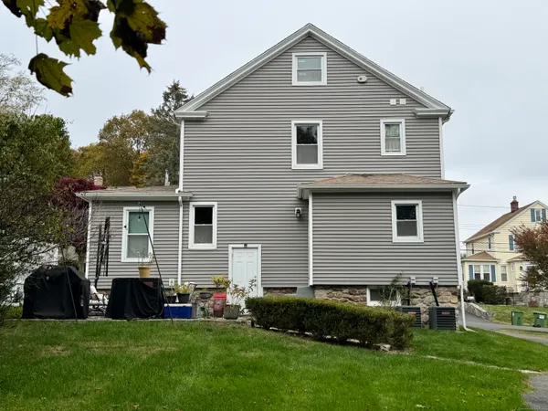 $639,900 | 26 Grove Street, Trumbull, CT 06611