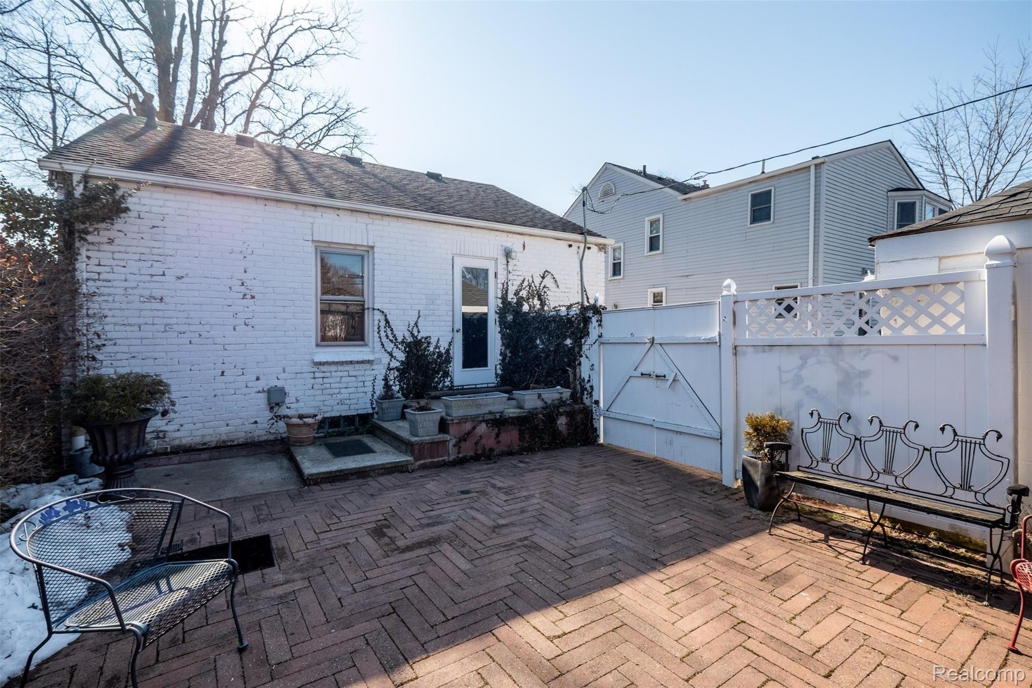 1784 Hampton Road Grosse Pointe, MI 48236 - Photo 29 of 33 1784 Hampton-29.jpg