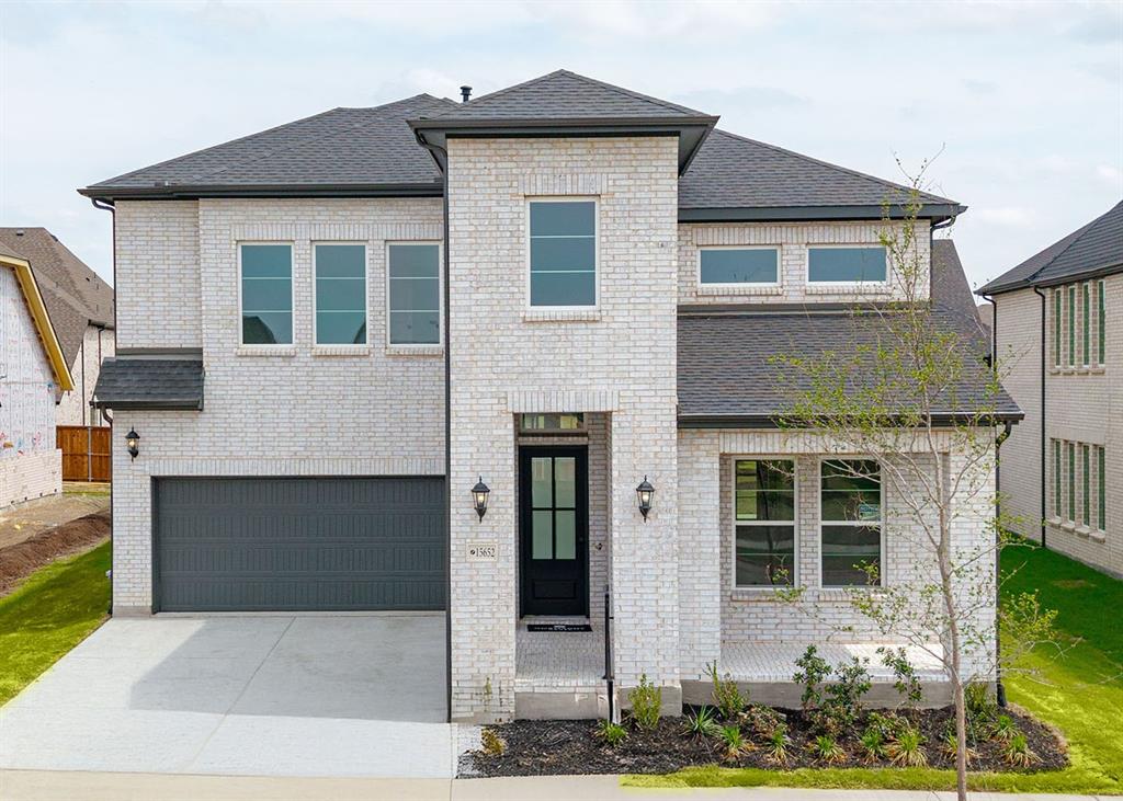 Luxurious living in classically designed homes can be found in one of northwest Frisco's newest communities...Hazelwood!