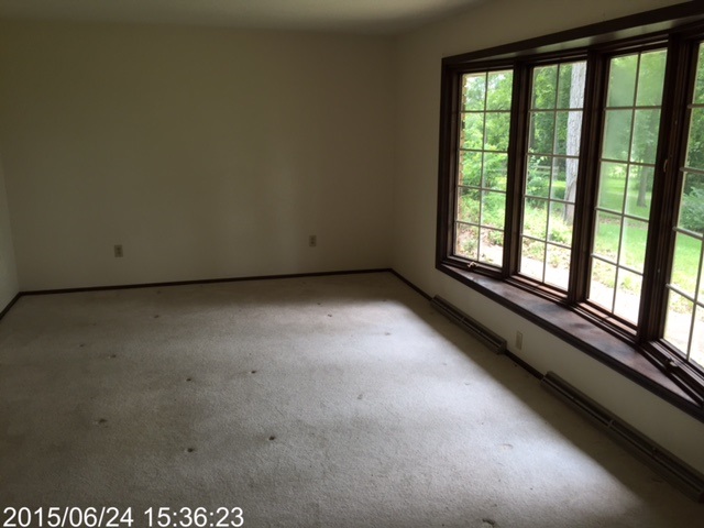 32400 Edison Road New Carlisle, IN 46552 - Photo 3 of 19