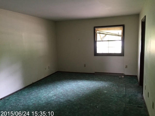 32400 Edison Road New Carlisle, IN 46552 - Photo 6 of 19