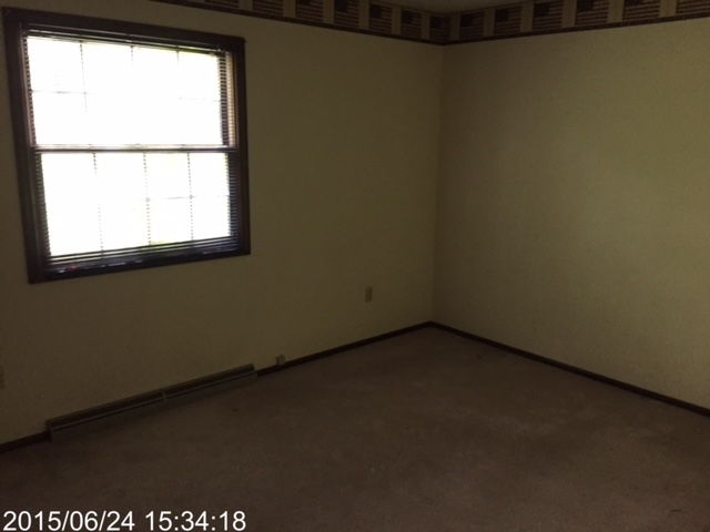 32400 Edison Road New Carlisle, IN 46552 - Photo 8 of 19