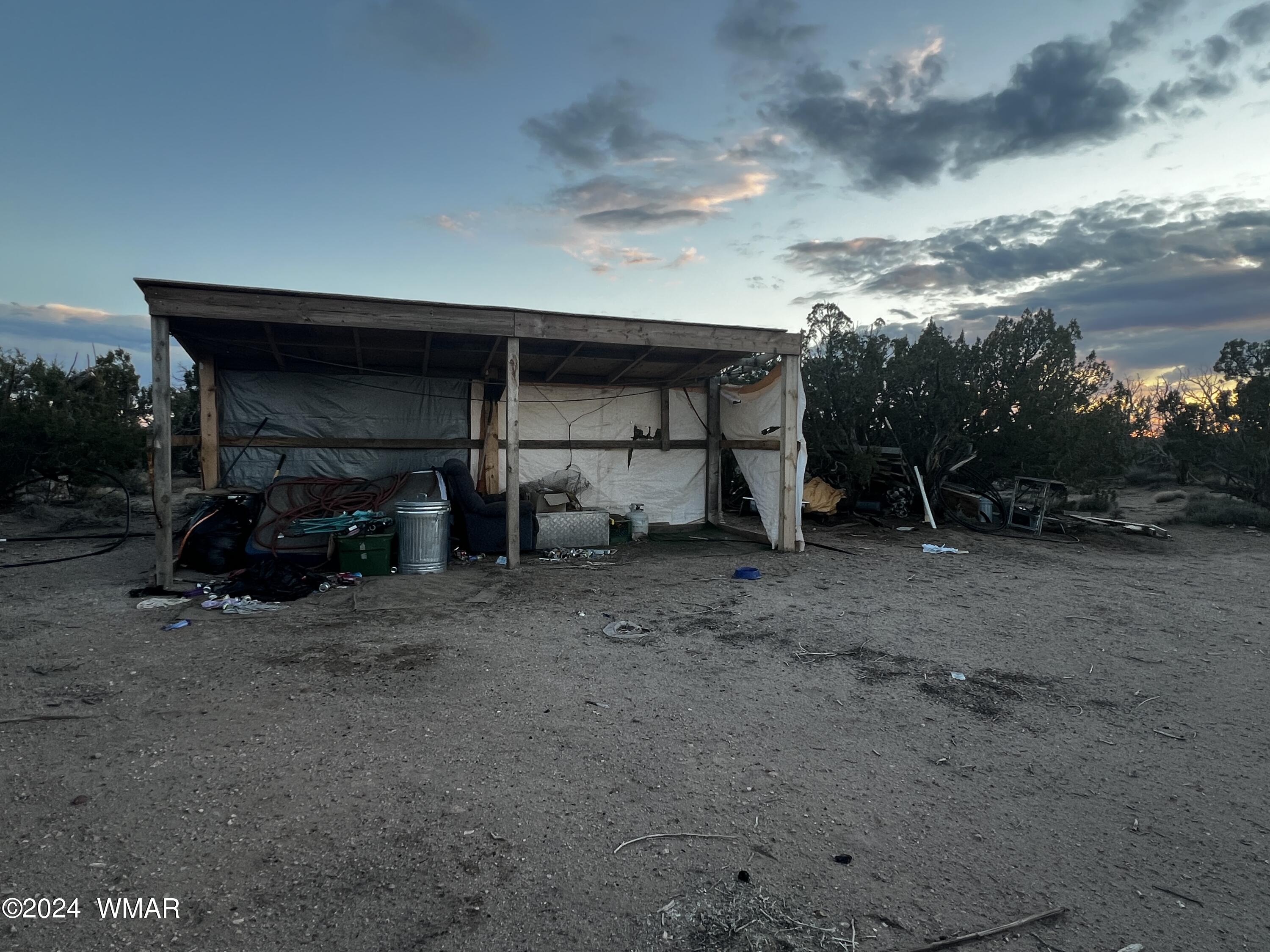 3864 Dusty Road Snowflake, AZ 85937 - Photo 15 of 19 a view of a car parking garage