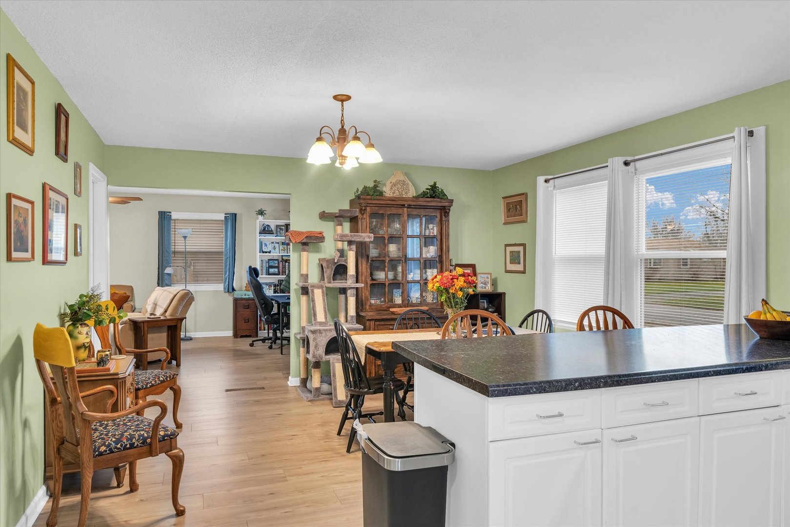 409 West Broadway Ogden, IL 61859 - Photo 18 of 33