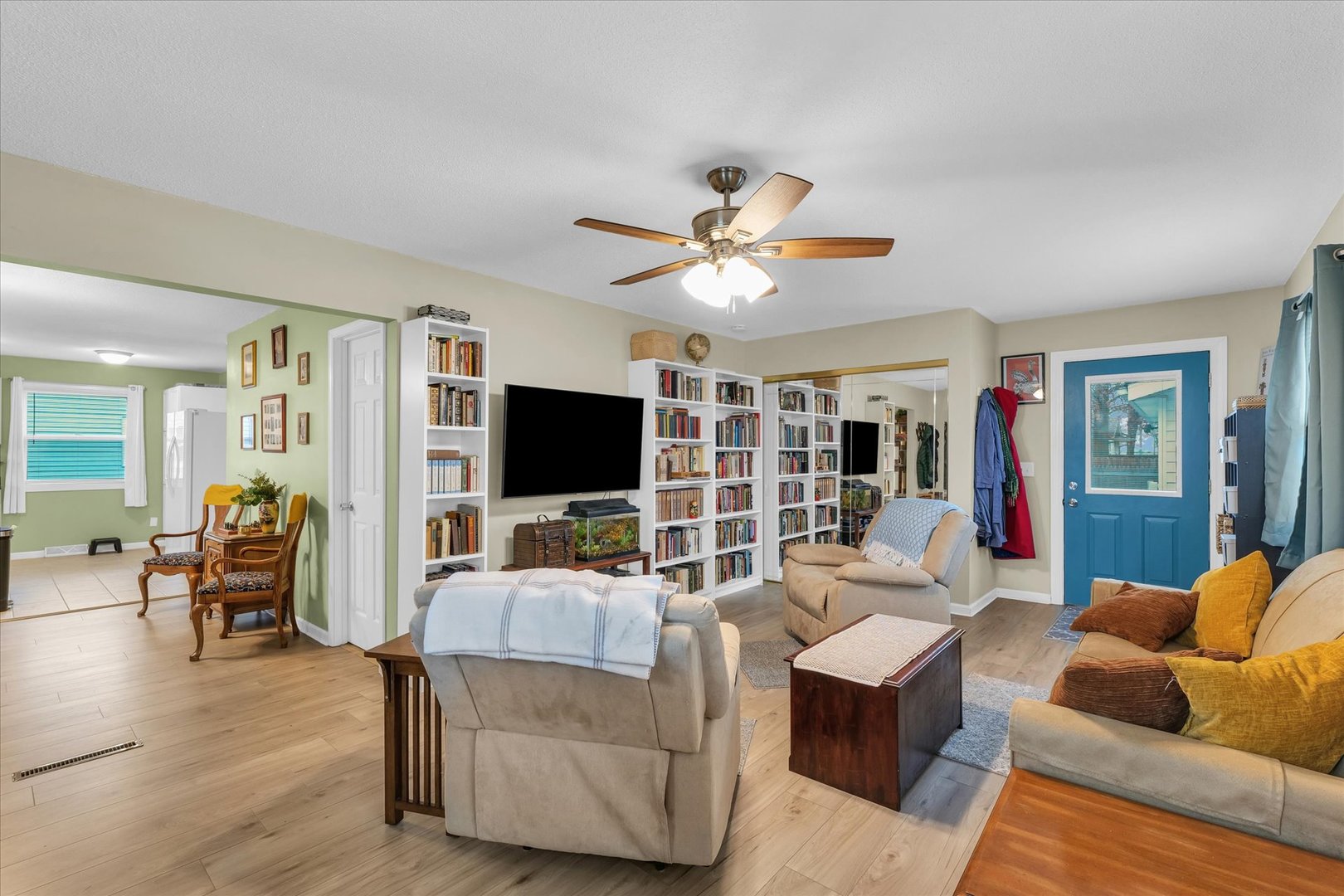 409 West Broadway Ogden, IL 61859 - Photo 6 of 33