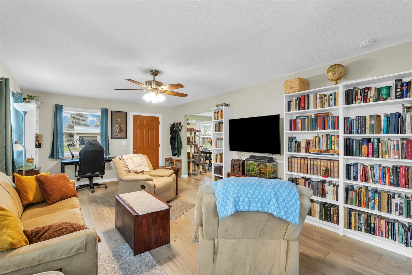 409 West Broadway Ogden, IL 61859 - Photo 7 of 33